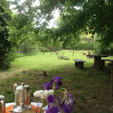 Holiday home Sous Le Tilleul Centenaire *